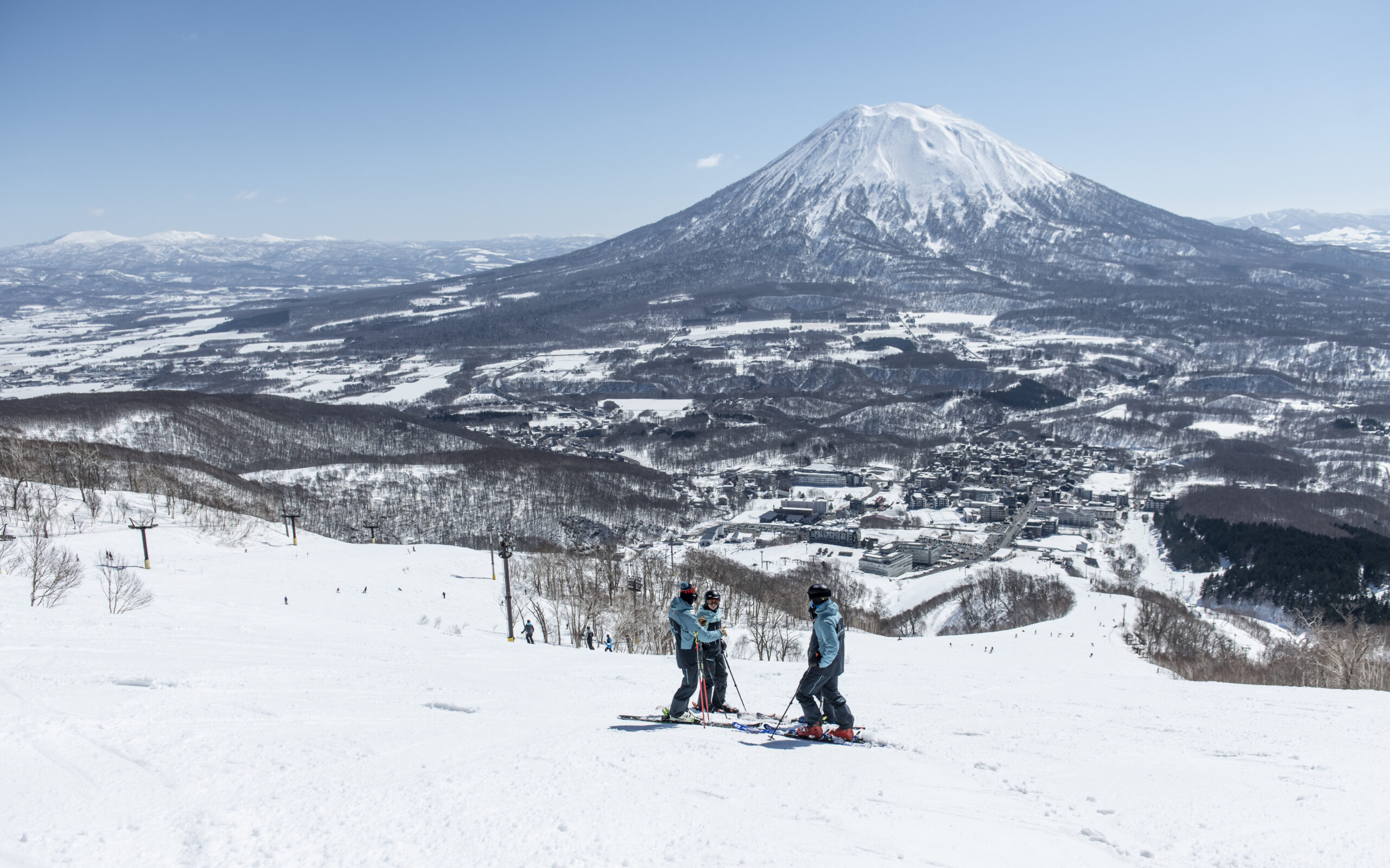 Professional ski training Niseko